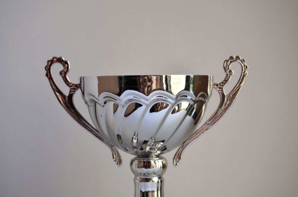 trofeo laton victoria peana marmol
