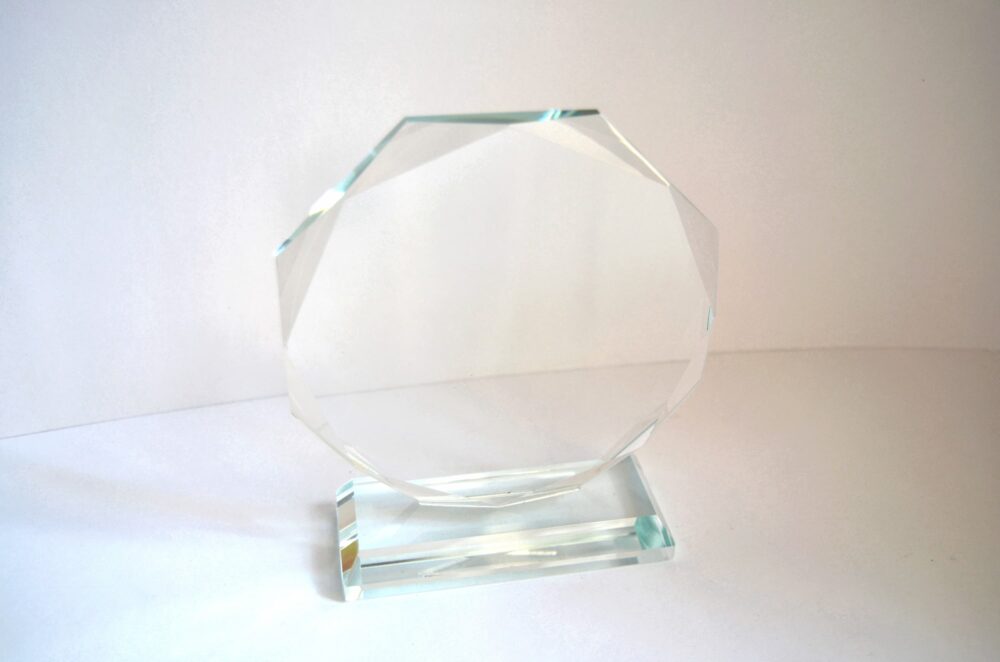 trofeo cristal octogono